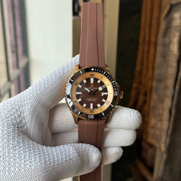 Brietling Superocean Automatic 44 Brown